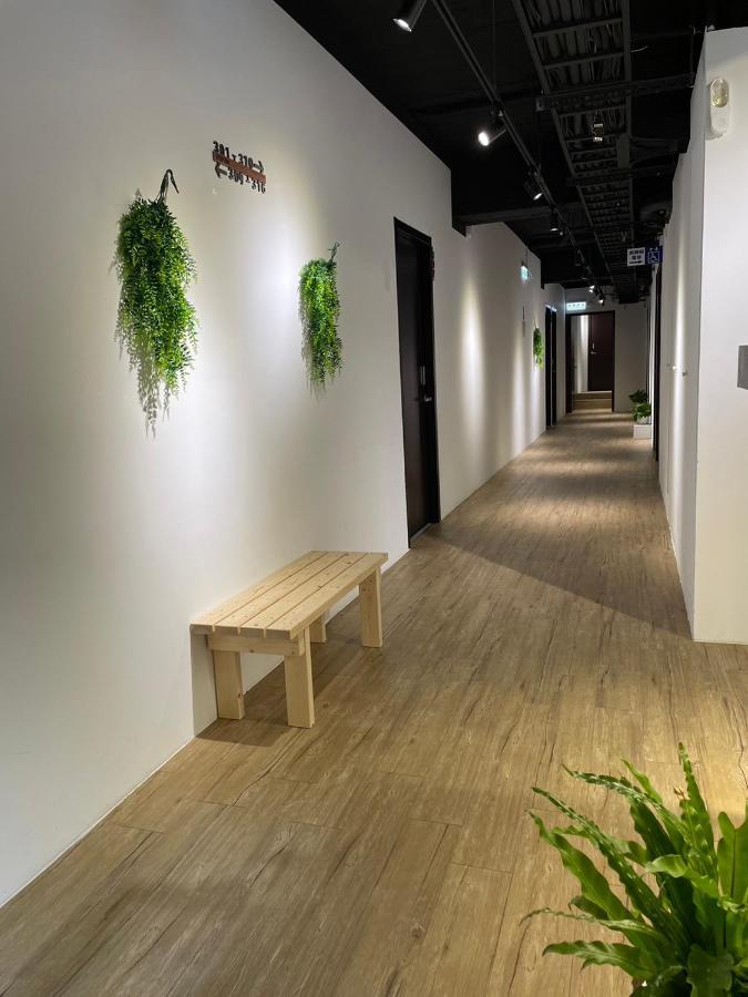 Step Inn Taipeh Exterior foto